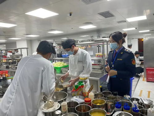 南昌市市場監(jiān)督管理局圓滿完成兩會餐飲服務食品安全保障及飲料茶葉批發(fā)監(jiān)管工作